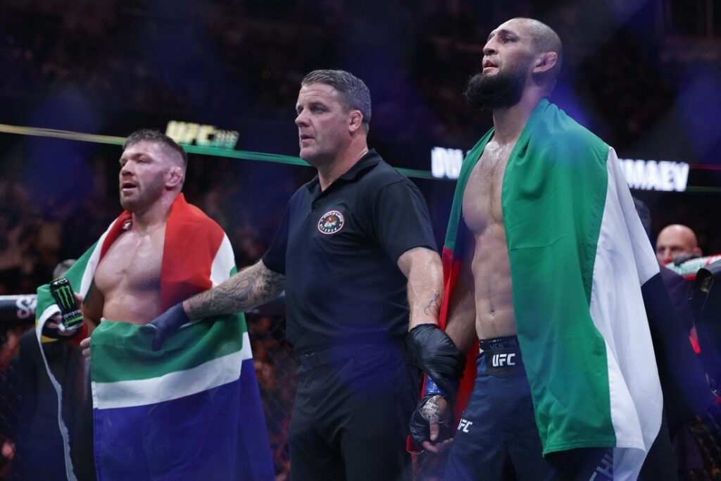 26866916-1024x683 UFC 319: Khamzat Chimaev dominates Driscus du Plessis to win title
