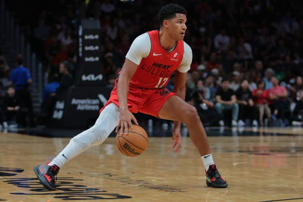 25055624-1024x683 Reports: Heat re-signing G Dru Smith to 3-year contract