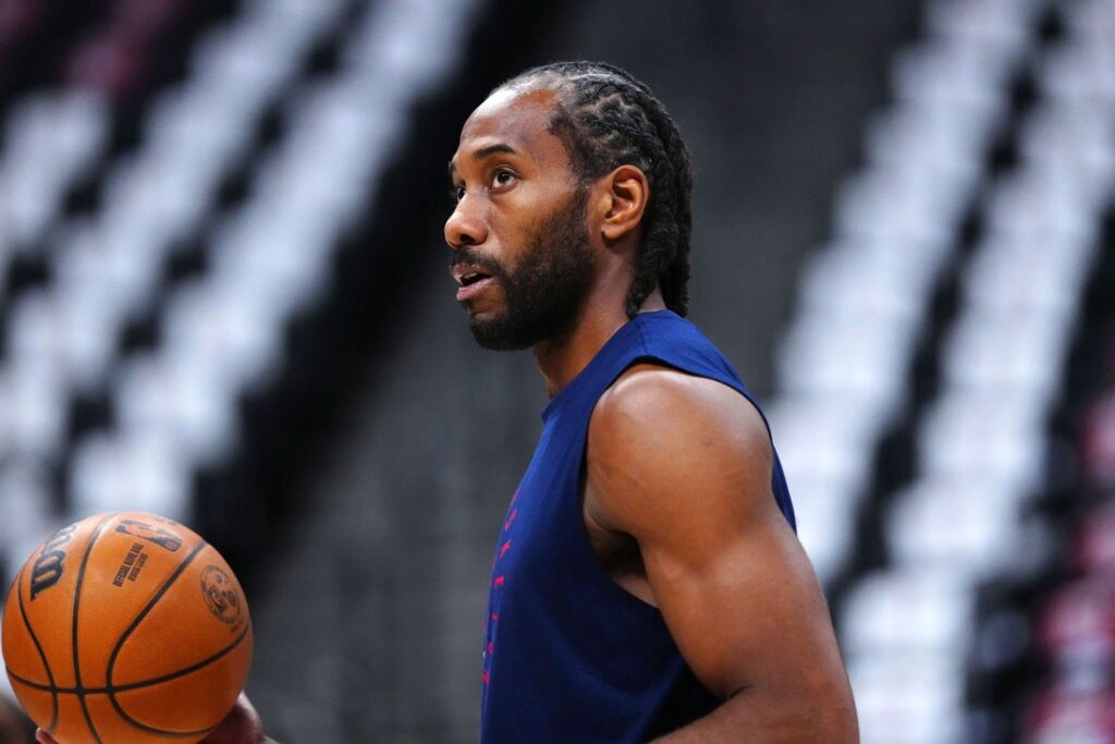 26083950-1024x683 Report: Clippers paid Kawhi Leonard $28M for no-show job at company
