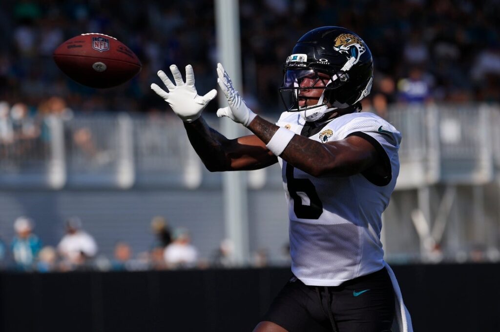 26768099-1024x681 Jaguars release veteran S Darnell Savage