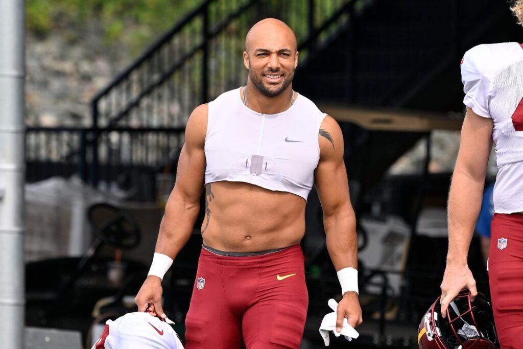 26791340-1024x683 RB Austin Ekeler injures Achilles in Commanders’ loss