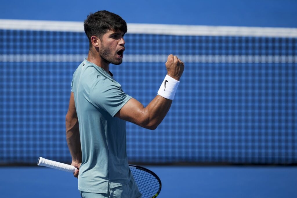 26856416-1024x682 Carlos Alcaraz survives rough third set to reach Cincinnati Open semis