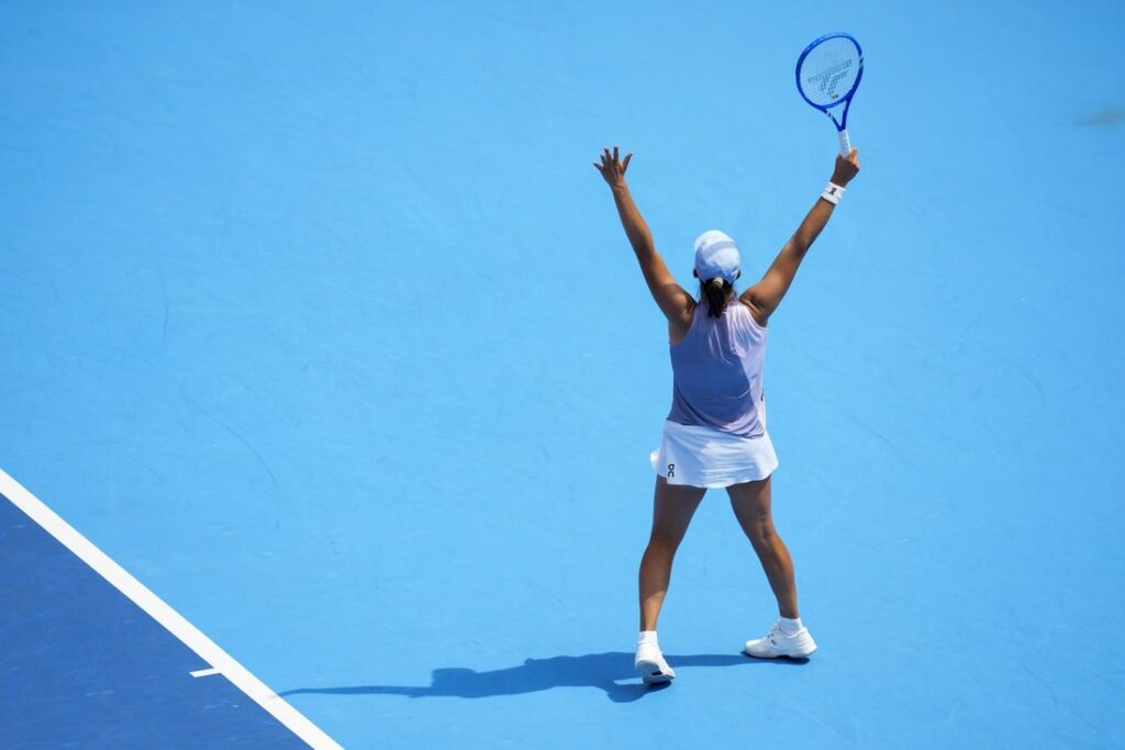 26868563-1024x683 Iga Swiatek rallies past Elena Rybakina to reach Cincinnati final