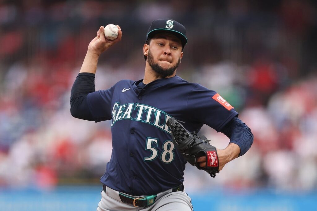 26887482-1024x682 With AL West showdown looming, Mariners can’t look past Royals