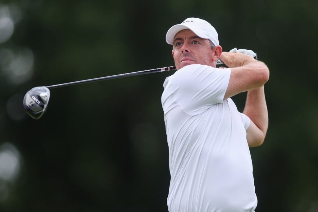 26914987-1024x683 Rory McIlroy wins Irish Open for second time