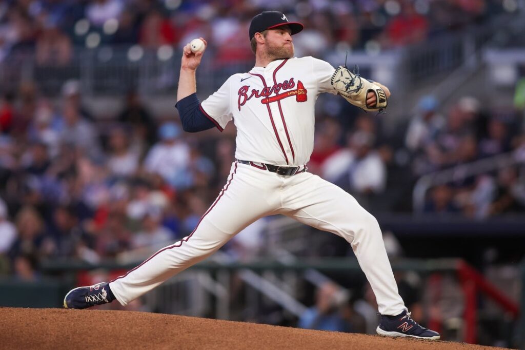 27035870-1024x682 Brian Snitker gets 800th win as Braves top Cubs