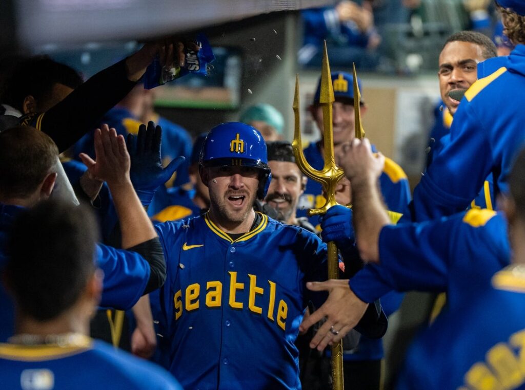 27067243-1024x762 Mariners face Angels, aiming for eighth straight victory
