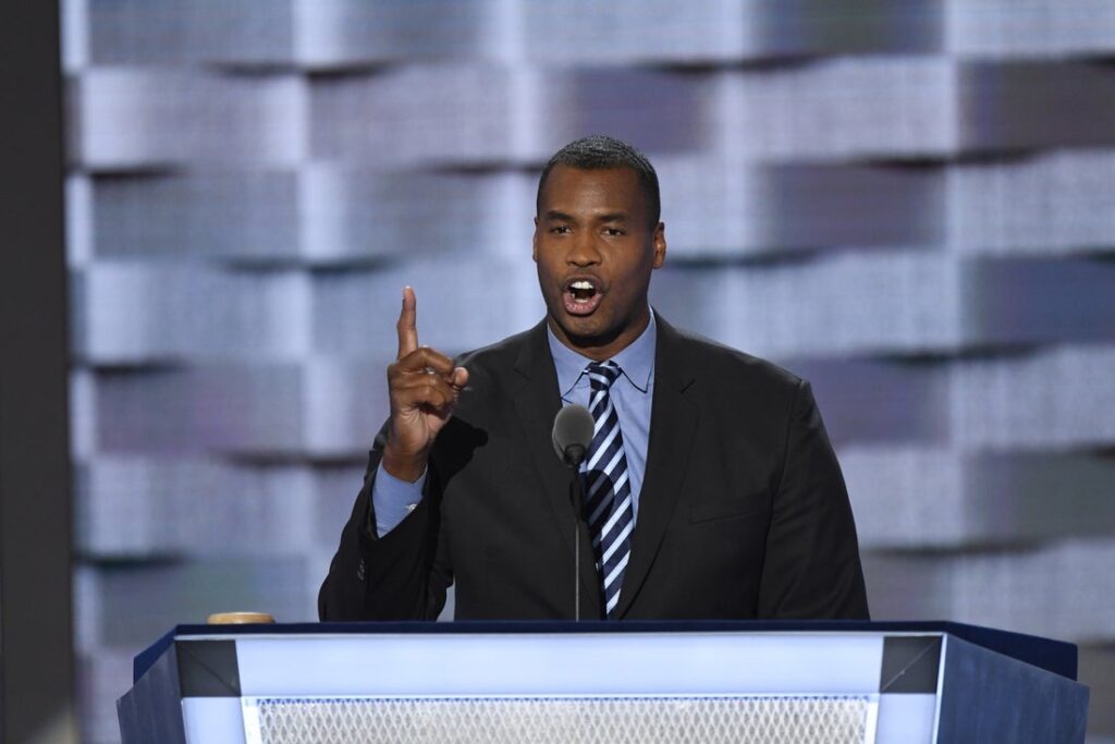 9401199-1024x683 Former NBA player Jason Collins treated for brain tumor