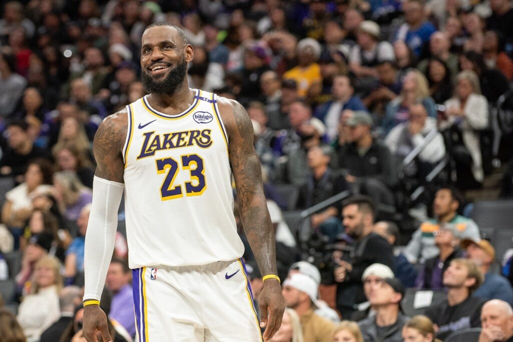 25044211-1024x683 LeBron James: ‘Second Decision’ coming Tuesday
