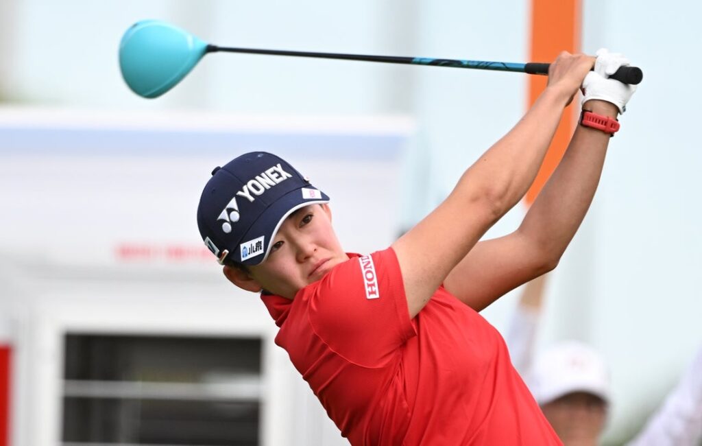 26919717-1024x650 Akie Iwai starts hot, takes first-round lead at Lotte Championship