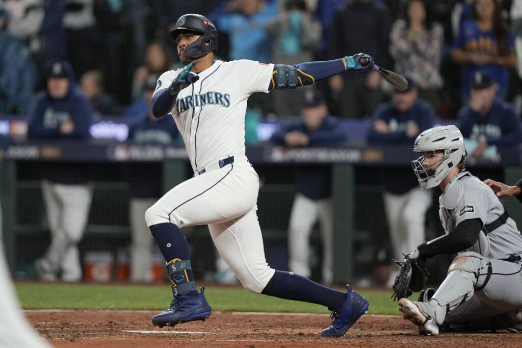 27257470-1-1024x682 Julio Rodriguez’s RBI double lifts Mariners past Tigers to even series