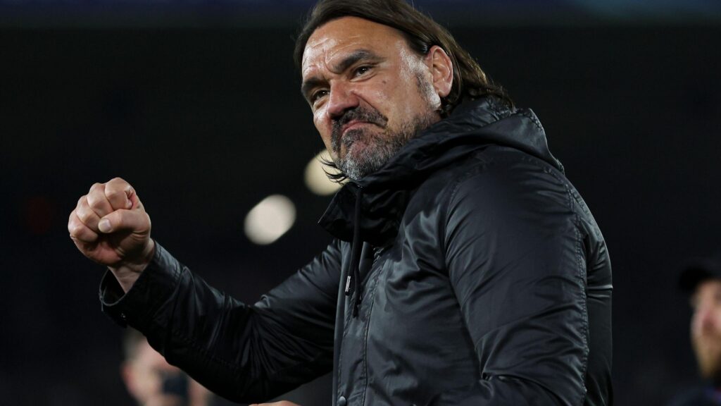8093ed70-1442-11ef-bfec-4ba8a2993b62-1024x576 Daniel Farke plays down ‘must-win’ tag ahead of Burnley match