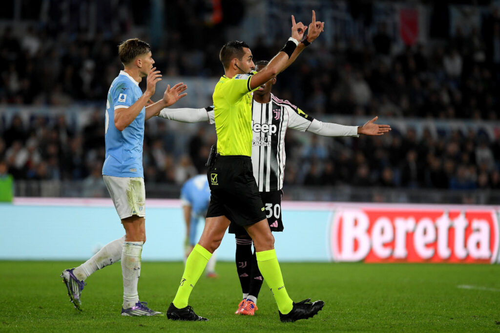 Andrea-Colombo-referee-Lazio-Juventus-1024x682 Lazio Defeat Extends Juventus’ Nightmare Run to Eight Matches