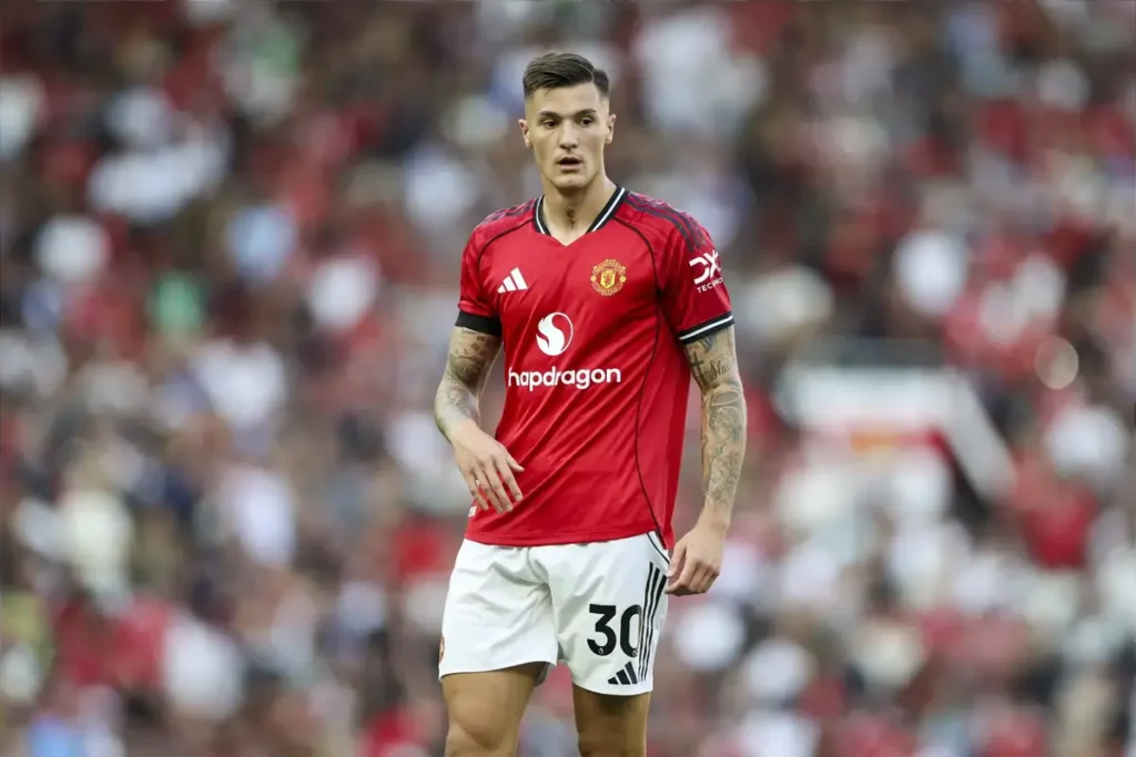 1065303047-2-1024x683 Wesley Sneijder: Manchester United’s Sesko ‘Will Never Be Ibrahimovic’