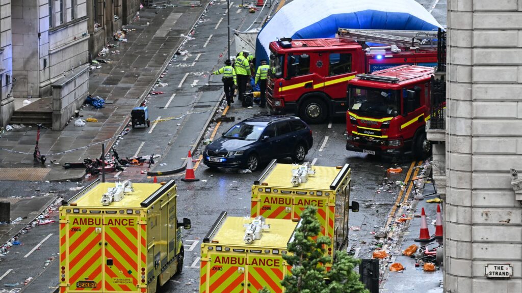 26uk-liverpool-wwk-1-zvlc-videoSixteenByNine3000-1-1024x576 Trial begins for man allegedly driving car into crowd at Liverpool title parade