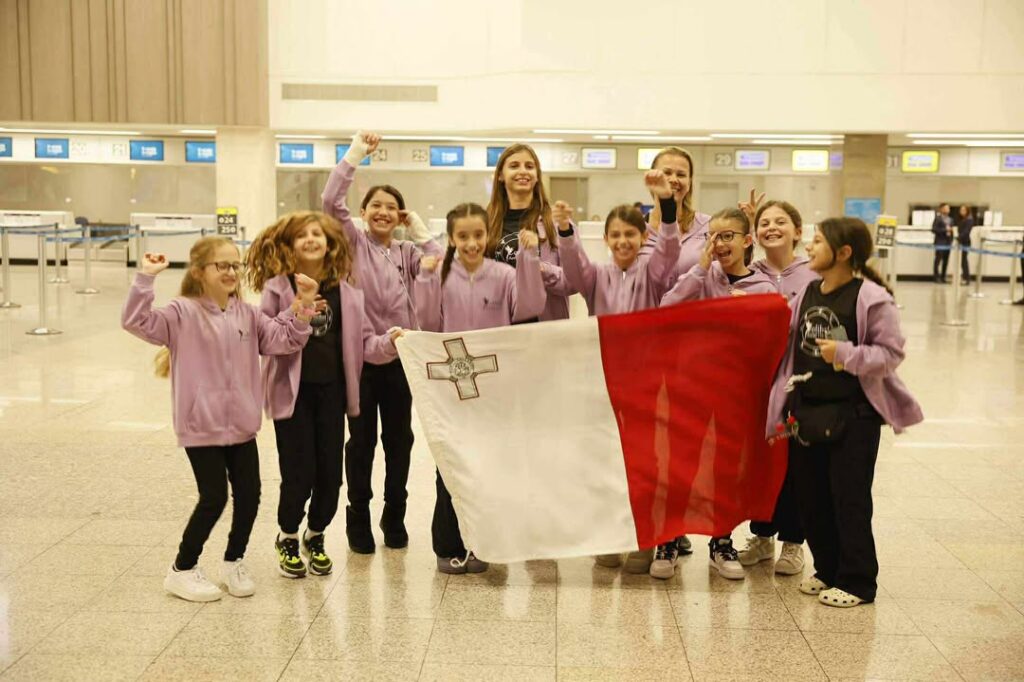 582236298_870421435645183_1243575214992121816_n-1024x682 Colibri Aerial Fitness Academy Shines at International Competition in Budapest