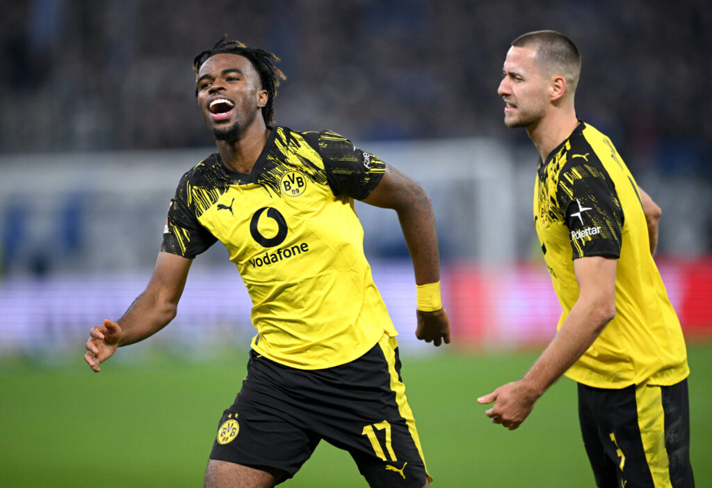Borussia-Dortmund-vs-VFB-Stuttgart-–-Match-preview-and-team-news-scaled-1-1024x701 Stuttgart snatch late equalizer in six-goal thriller against Dortmund