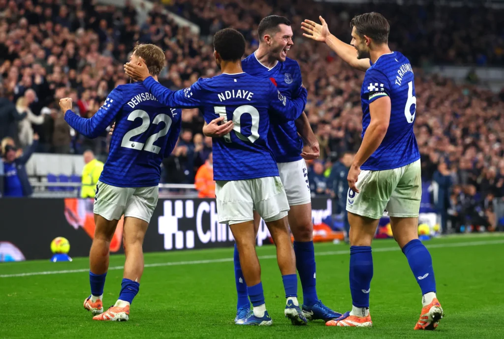 gettyimages-2245679911-1024x689 Everton Bounce Back to Victory, Leaving Fulham Just Above Relegation Zone