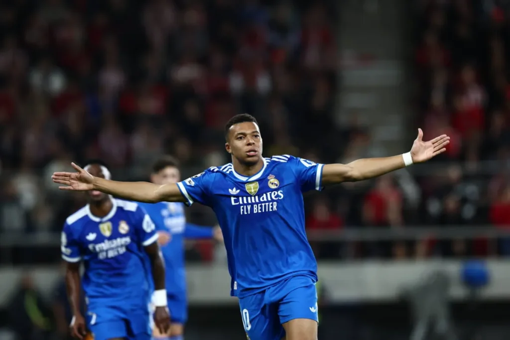 imago1069613383-1200x800-1-1024x683 Mbappé bags four as Real Madrid survive seven-goal thriller vs Olympiacos
