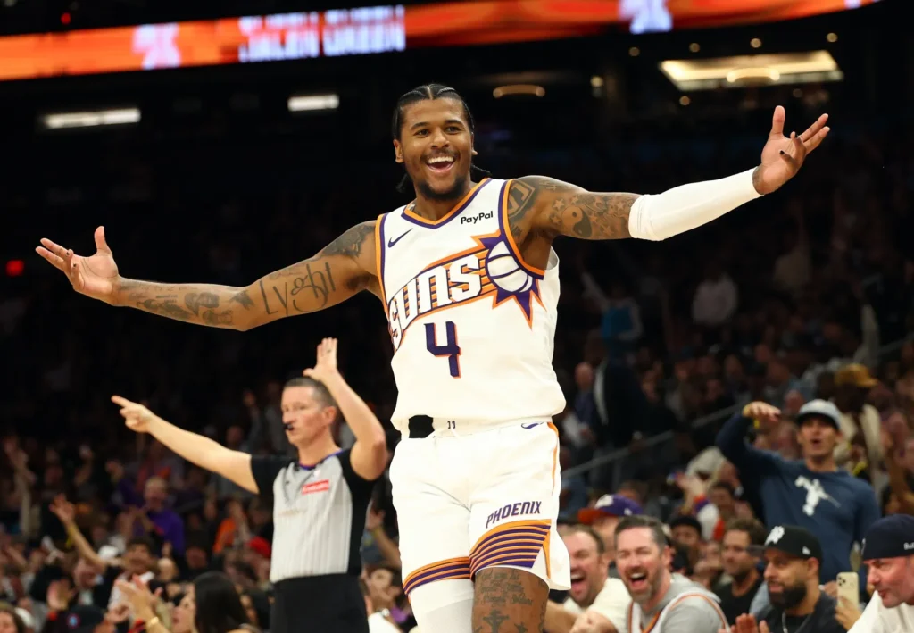 jalen-green-makes-franchise-history-11-07-25-1024x709 Jalen Green Shines as Suns Defeat Clippers 115-102 in NBA Action
