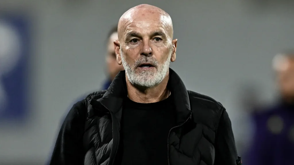 stefano-pioli-standing-2511-g-1200-1024x576 Fiorentina Part Ways with Stefano Pioli After a Nightmare Start to the Season