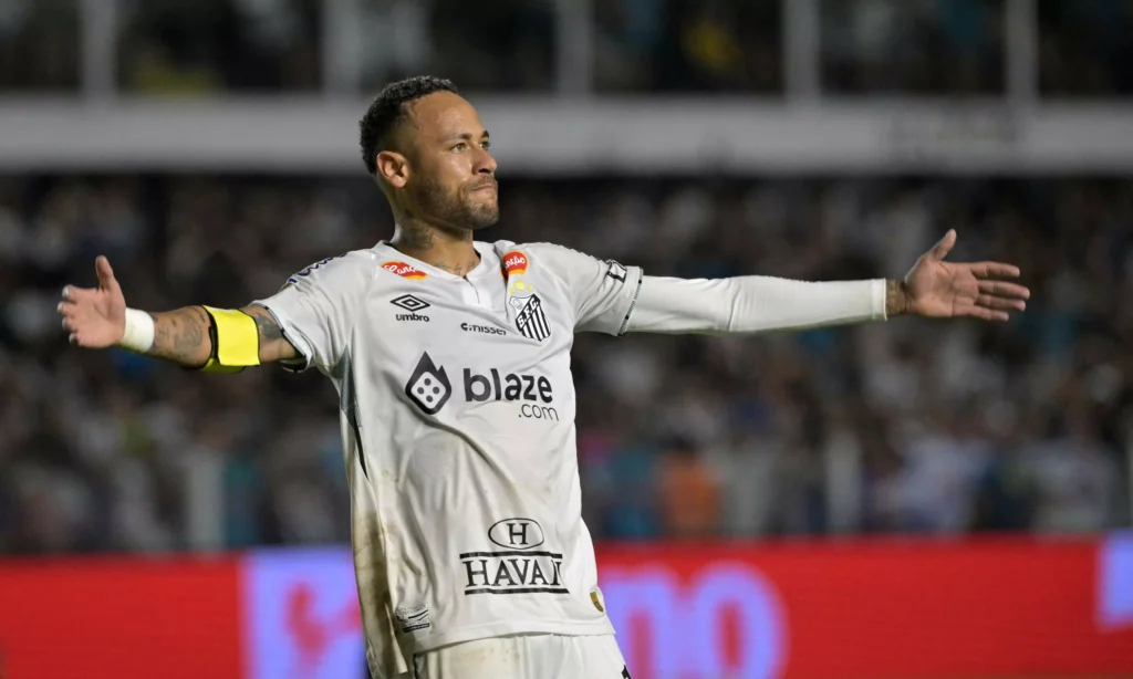 1992743-aa-616016611zon-1024x614 Neymar has successful knee surgery, keeps hopes alive for World Cup