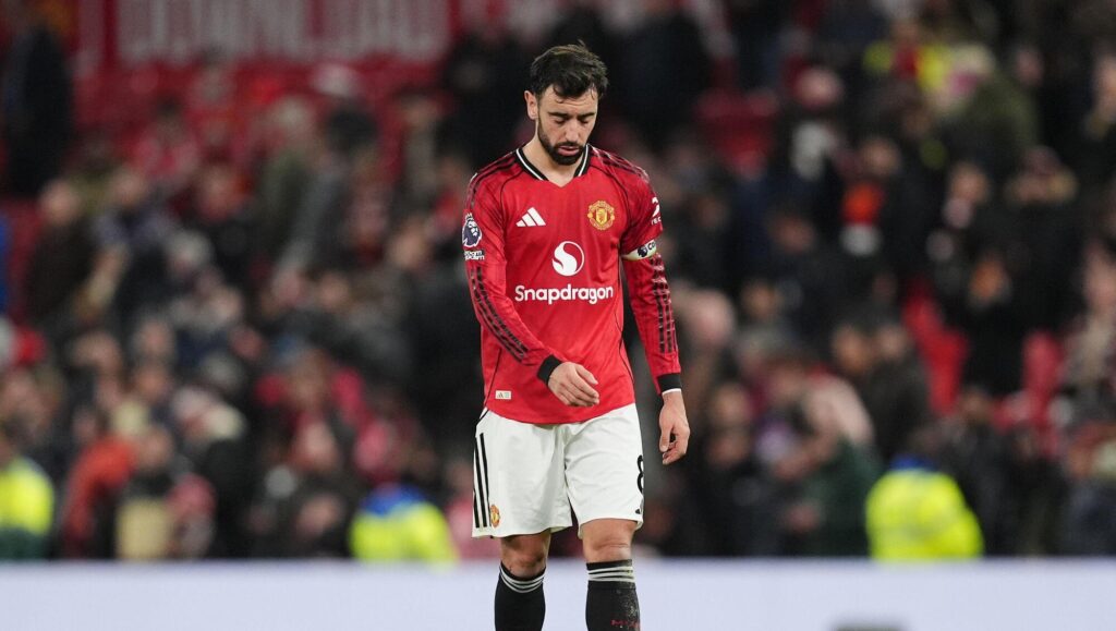 4901000_1_org_SOCCER_20Man_20Utd_20_2022102276-1024x579 Fernandes claims Man Utd considered selling him in summer over finances