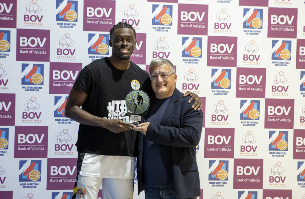 BOV-Basketball-POM-Oct-2025-Ayomide-Ajiboye-1024x669 Hibs Ajiboye and Luxol’s Wikstrom win top awards for October