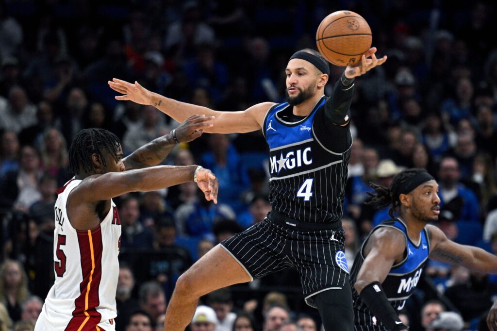 ap-img-6938e2c1c2c08-scaled-1-1024x682 Desmond Bane’s 37-point outburst propels the Magic past the Heat and into the NBA Cup semi-finals.