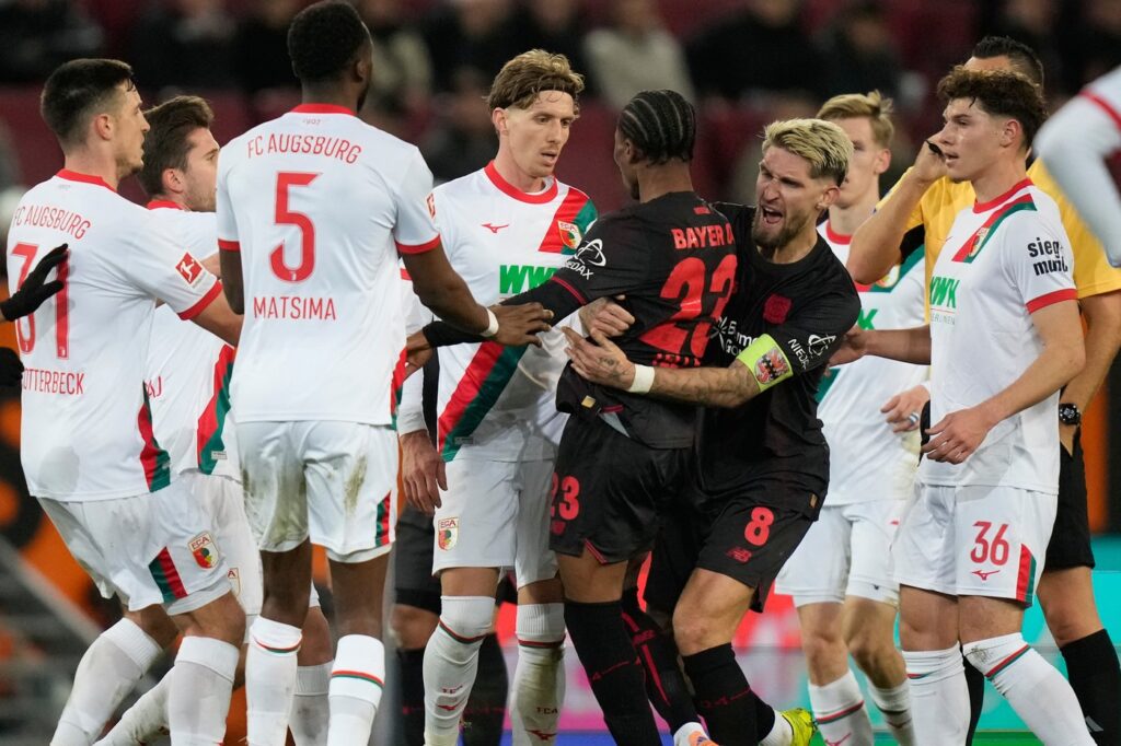 d30431abedd10ac350097e3ab306f3db453e3519cd19a1317cfa973d33f86081-1024x682 Shock defeat for Leverkusen as Augsburg pull off surprise victory