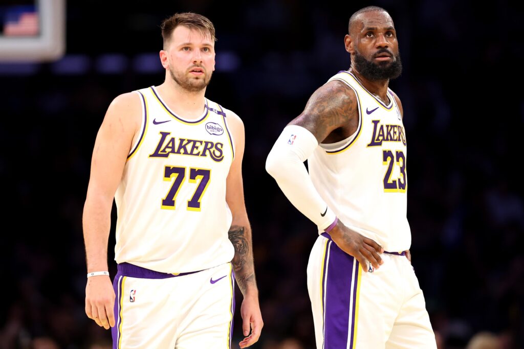 2202985377_large_cropped-1024x683 LeBron, Dončić pour in 60 points to keep Lakers rolling