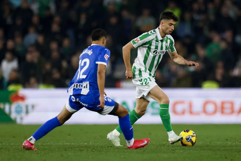 3f0dc-17557673466898-1920-1024x683 Massive victory sees Alavés escape LaLiga relegation danger