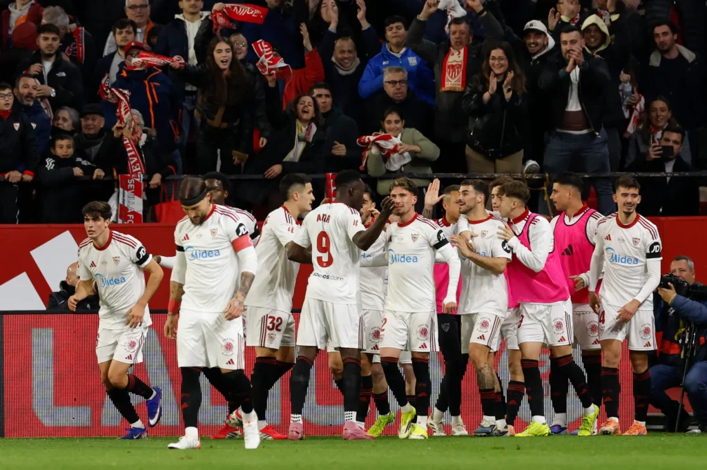 555fe74859f34273292175a8e111be377a59f9ecw-1024x681 Adams shines again as Sevilla rally to stun Athletic Club