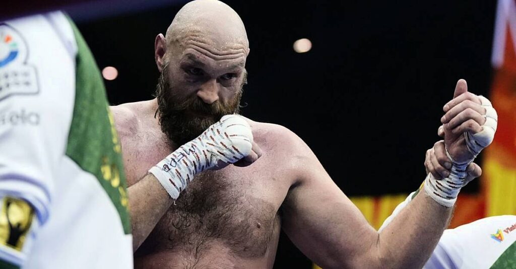 JPG1CA9m-1024x535 Tyson Fury set to return in April with comeback bout against Arslanbek Makhmudov