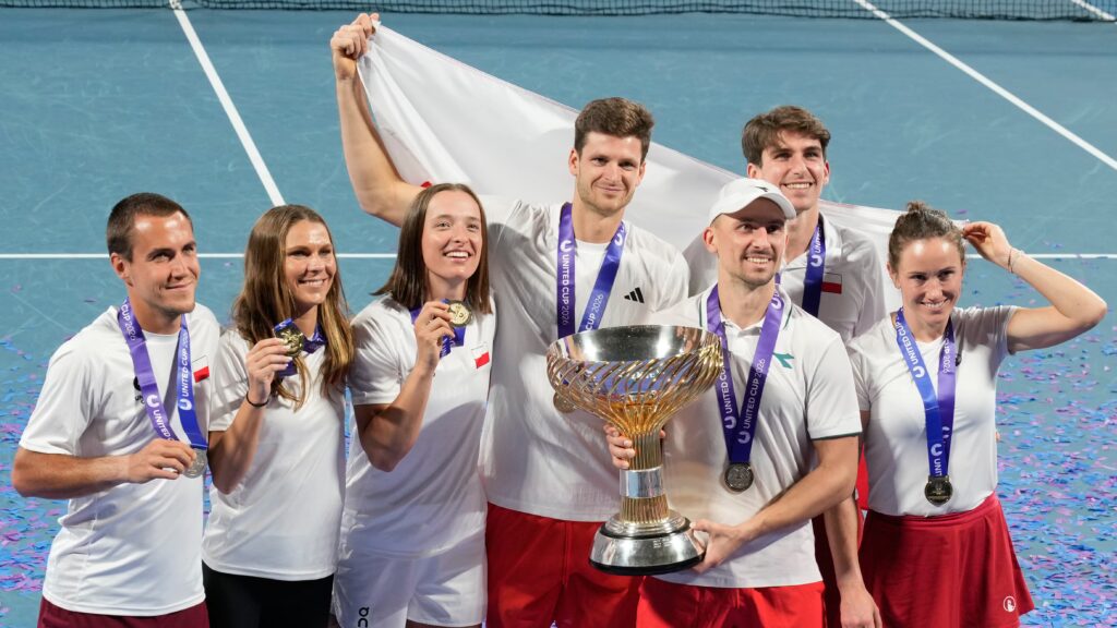 NETRWPK3RIYYXDSONU7FAMOUDQ-1024x576 Poland defeat Switzerland to lift United Cup after third attempt