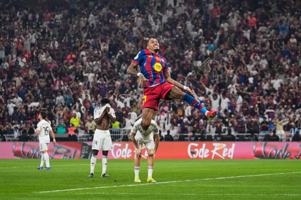 YYKLHJOEIKIG72JOC7EYJNE6AM-1024x683 Raphinha double fires Barcelona past Real Madrid in Super Cup final
