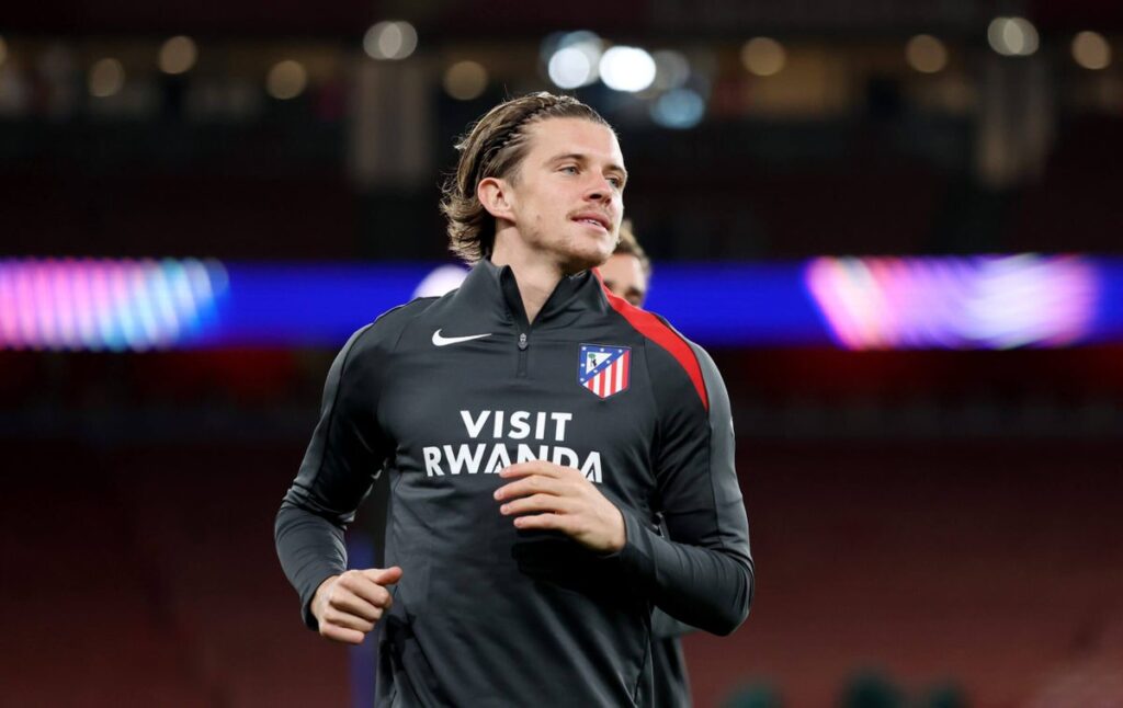 ZMcCzQ9W-1024x646 Tottenham edge past Aston Villa in financial battle for Conor Gallagher