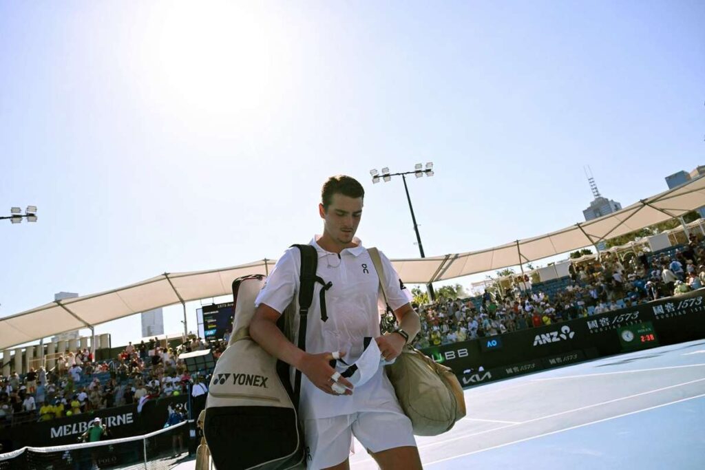 aa2cbbb8-435e-4e4e-aadd-864194ab751c-1024x683 Rising talent Joao Fonseca struggles in surprising Australian Open loss