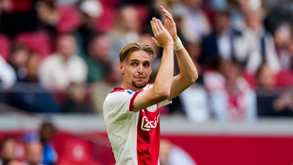 ajax-gaat-kenneth-taylor-voor-zon-17-miljoen-euro-aan-lazio-verkopen-1024x576 Kenneth Taylor close to Lazio switch as Ajax reach full agreement