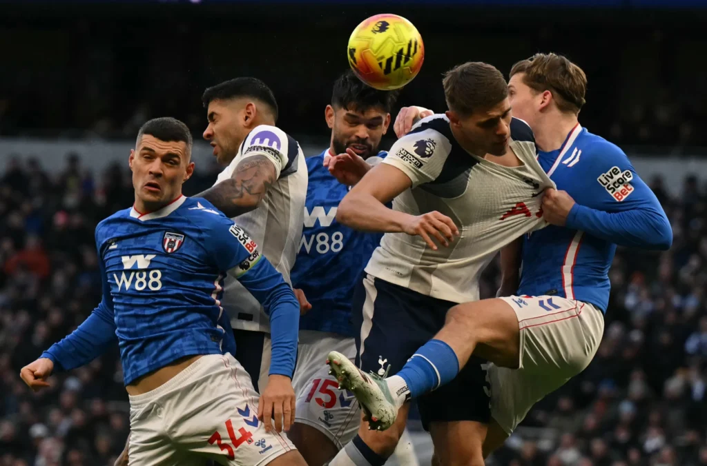 gettyimages-2254002146-1024x676 Frank hints at January transfers following Johnson’s omission vs Sunderland