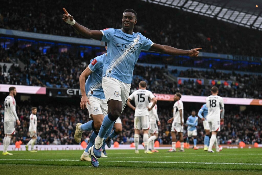 20260214_1771094642-953-1024x683 Manchester City cruise past Salford City in FA Cup as third-tier Mansfield Town shock Burnley