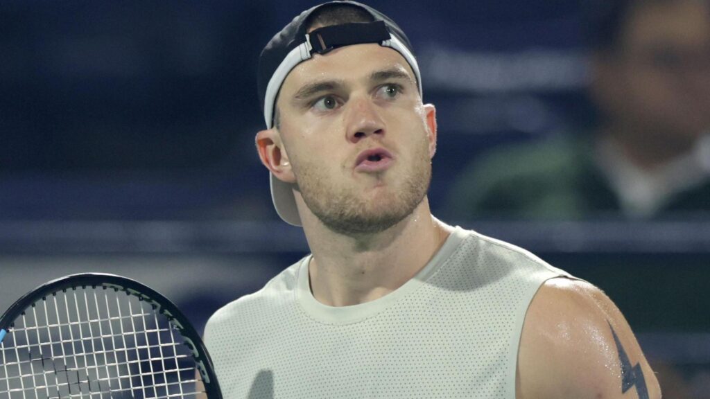 330fd5e0-10ef-11f1-ad76-3b840be8fe05-1024x576 Draper beats Halys on ATP tour return in Dubai as Auger-Aliassime advances