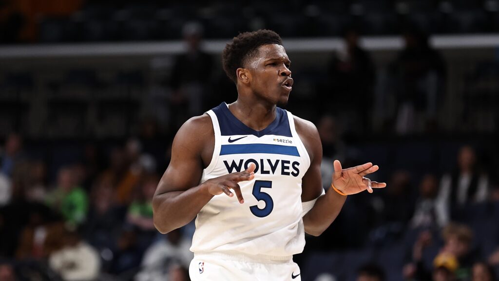 GettyImages-2260799661_cropped_processed_by_imagy-1024x576 Mavs slide into worst slump since 1998 following loss to T’Wolves