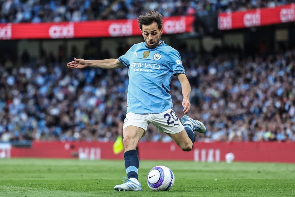 HA3qYfnXAAArkkd-1024x683 Bernardo Silva linked with Juventus and Benfica ahead of City exit