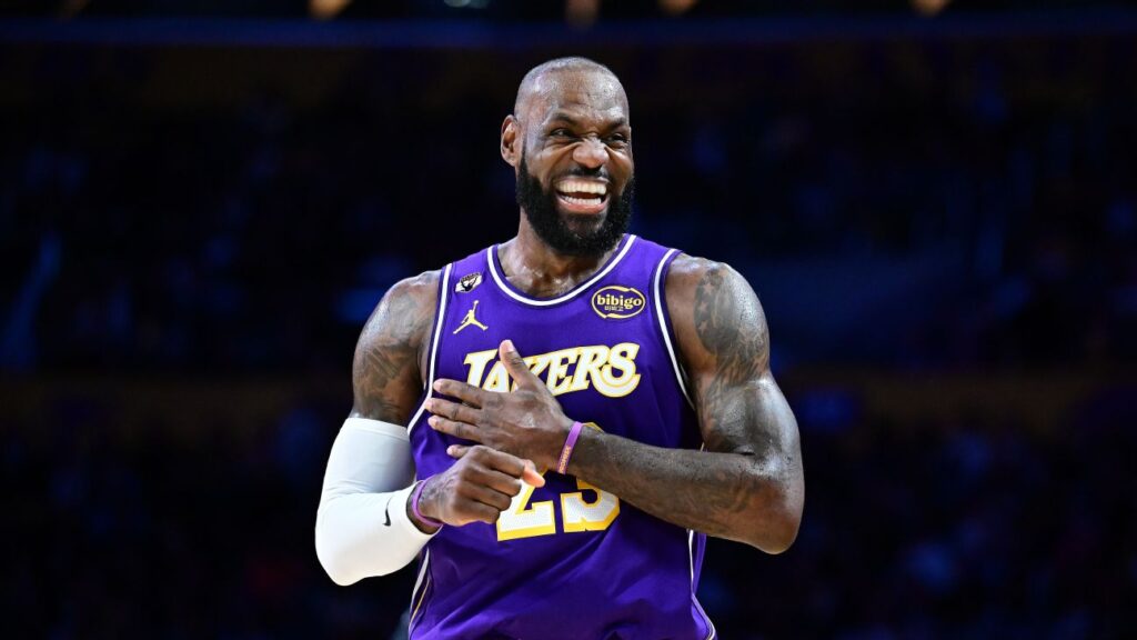 r1614583_2_1296x729_16-9-1024x576 LeBron James leads Lakers past Mavericks as Bucks shock defending champions Thunder