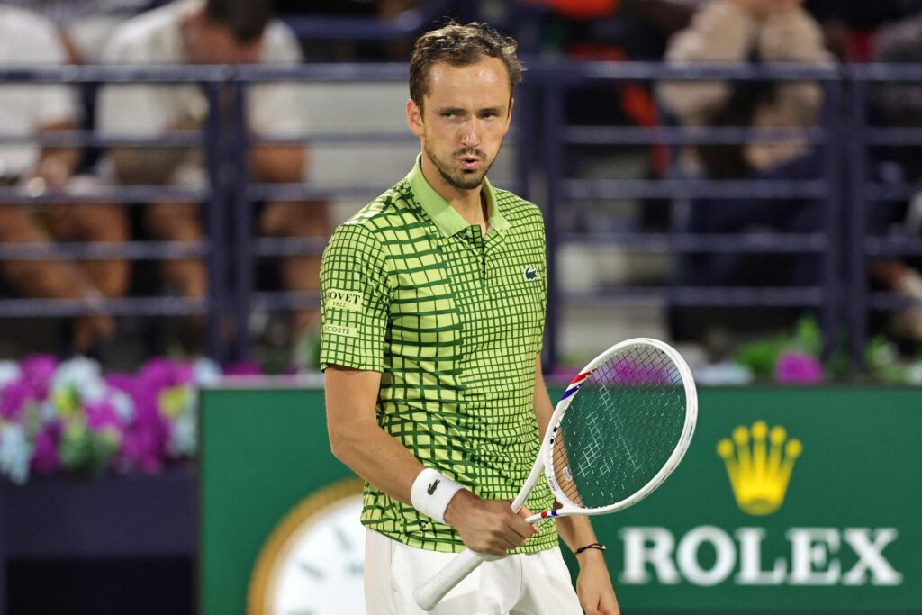 429500-1024x683 Medvedev among few tennis stars stranded in Dubai after missile strikes