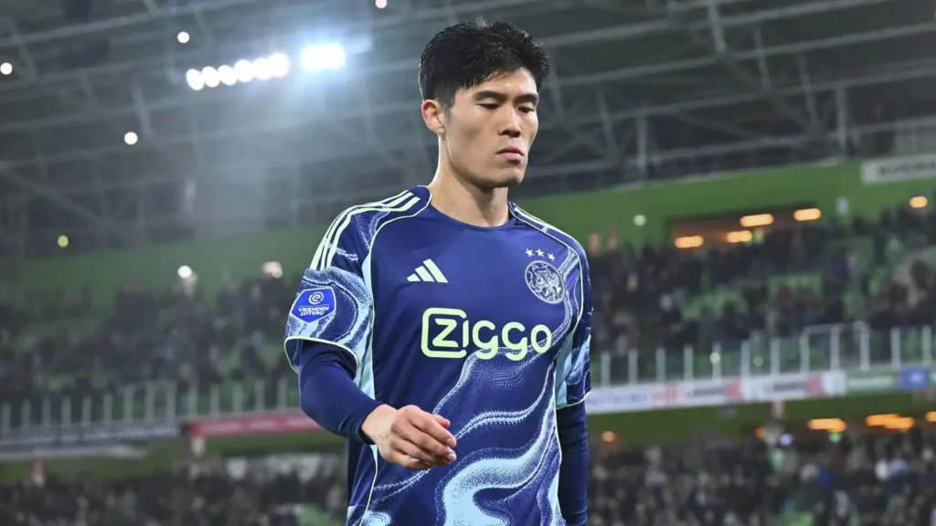imago1073821912.jpg-1024x576 Injury blow puts Takehiro Tomiyasu’s World Cup dream at risk