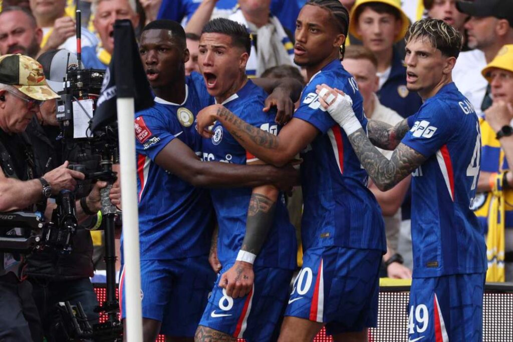 afp_20260426_a8zv8uu_v1_midres_776483531-1024x683 Chelsea edge Leeds to secure place in 17th FA Cup final