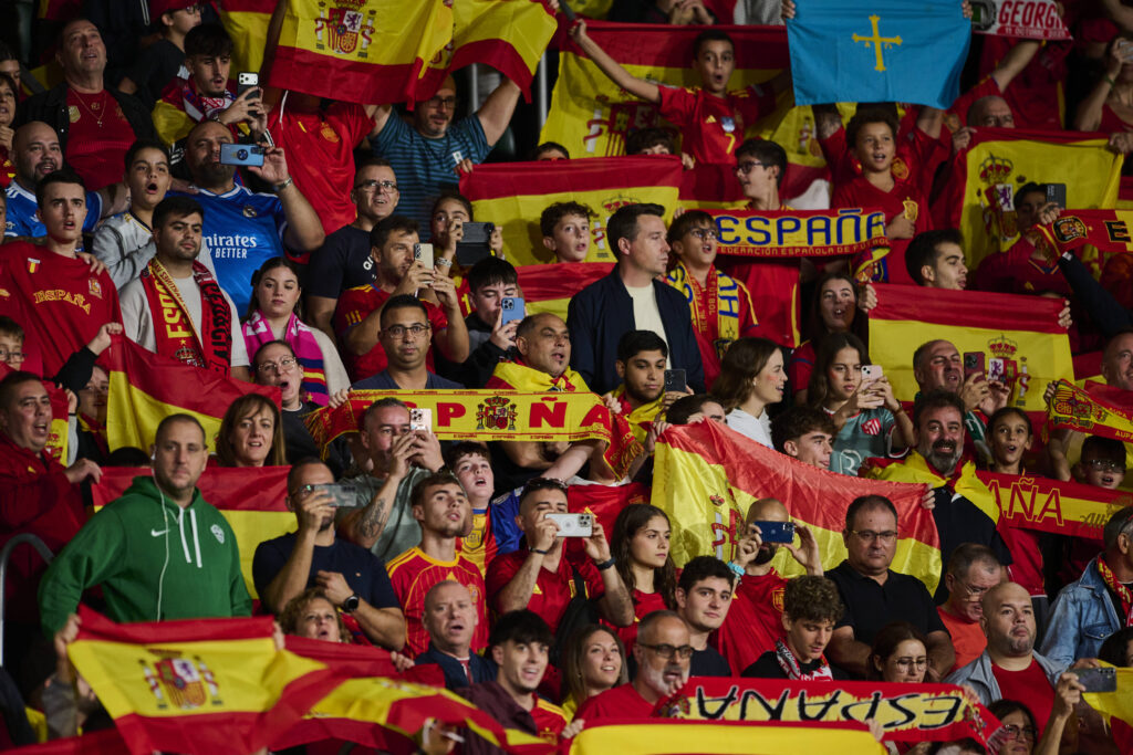 1067692074-1024x683 La Roja ready to chase glory again