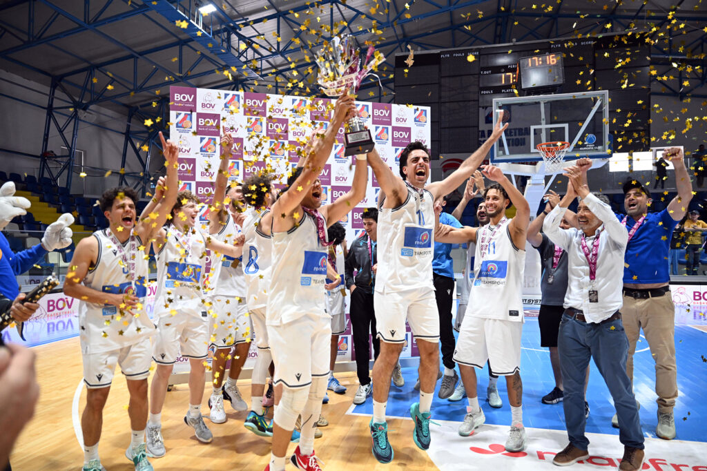 BOV-Baksetball-Starlites-Celebration-1024x682 Basketball: Starlites seal historic clean sweep with BOV First Division League Title